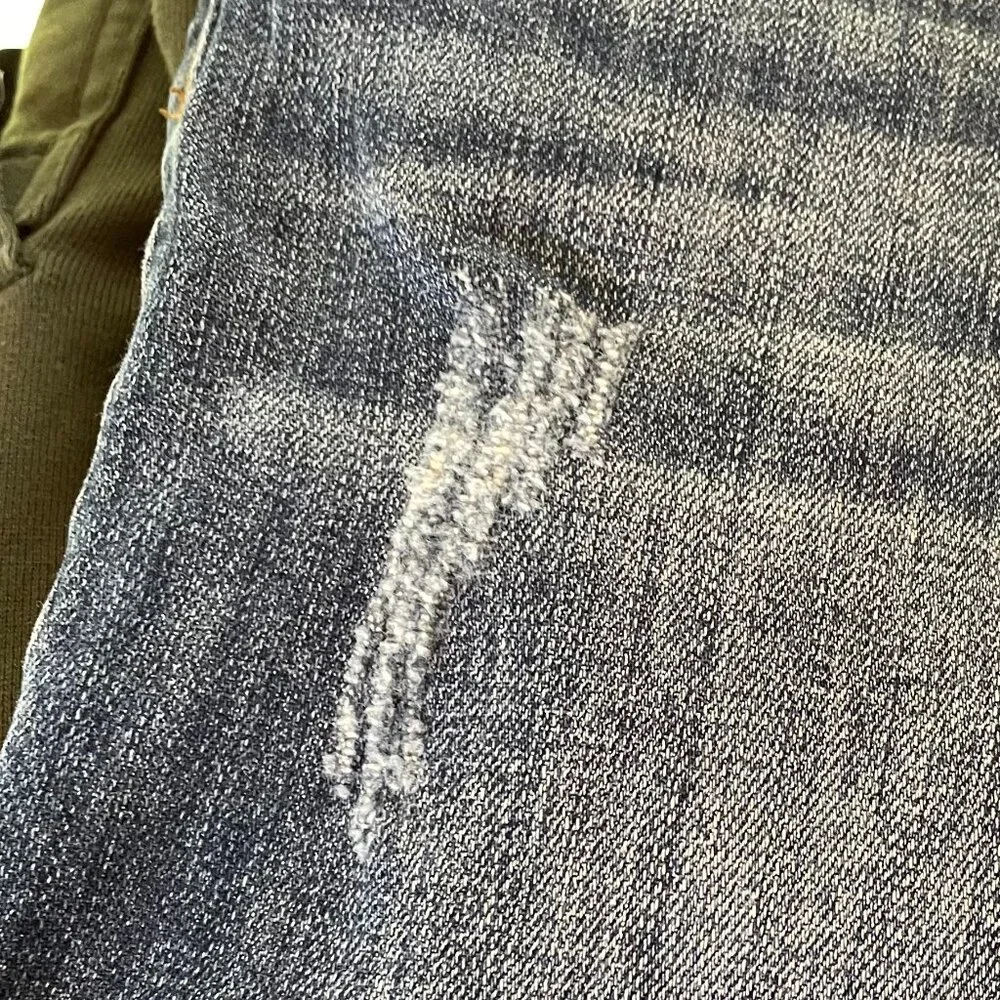 Kut Denim Shorts - Picture 9 of 10